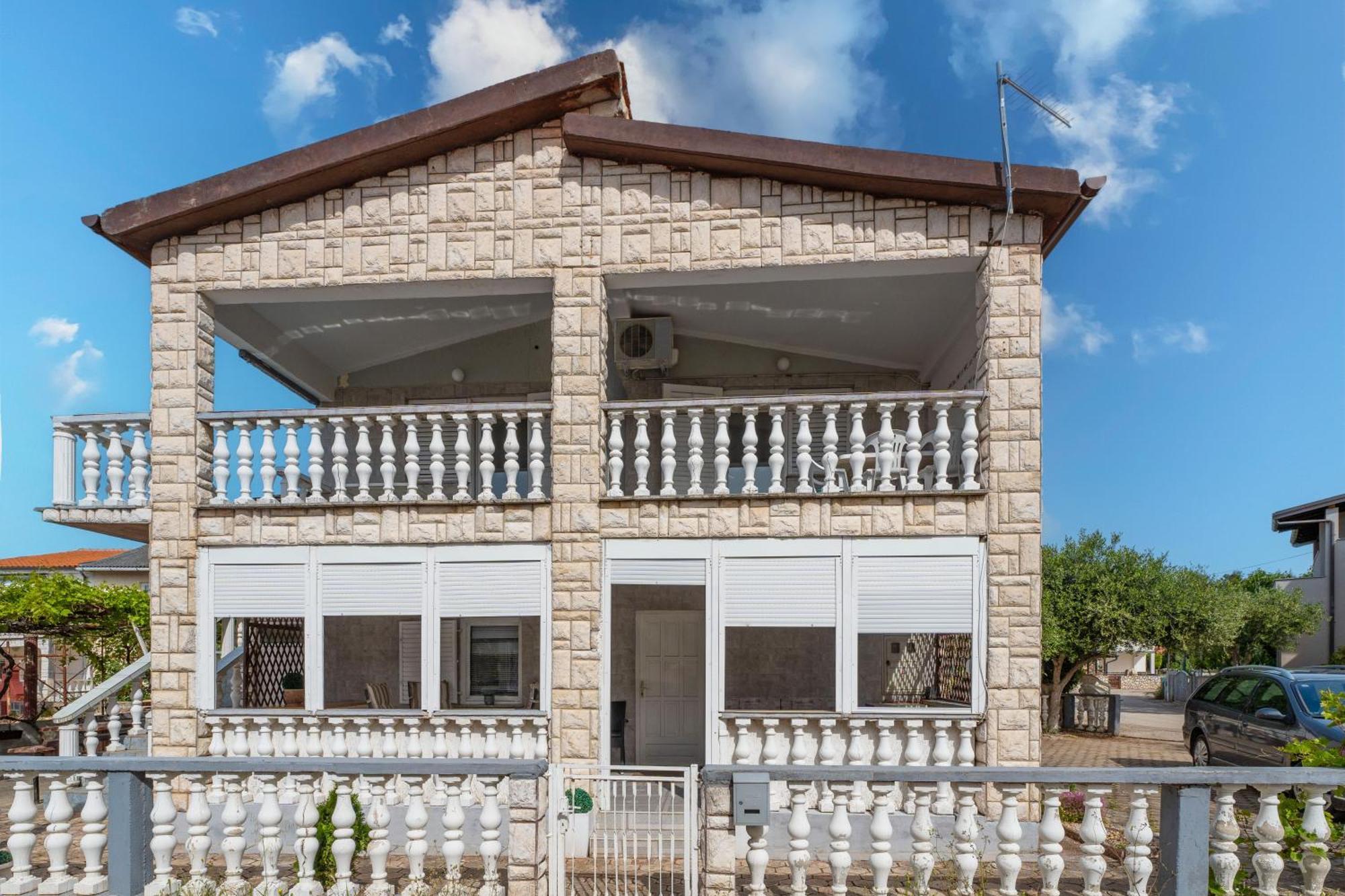 Apartmani Prpic Vir Extérieur photo